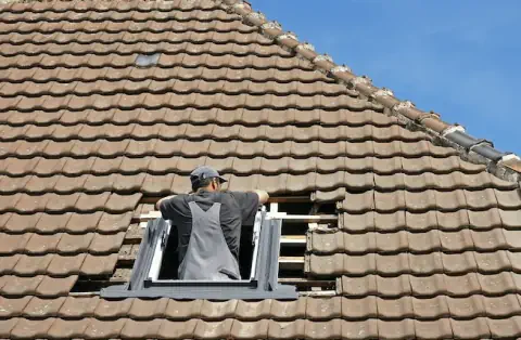Pose de velux - Massillargues-Attuech